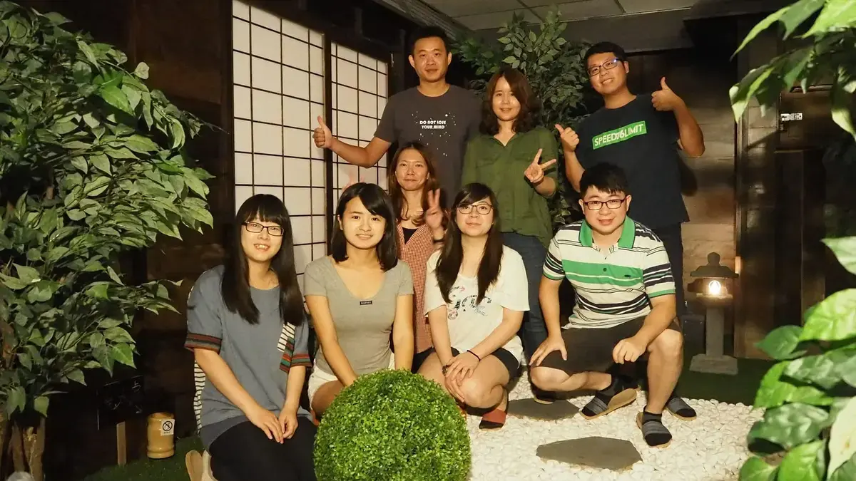 《籠中鳥》照片 12